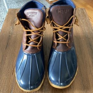 Sperry duck boots 9.5